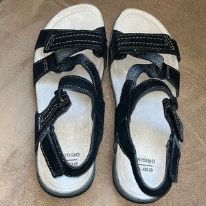 Earth Savoy Slate Mew In Box